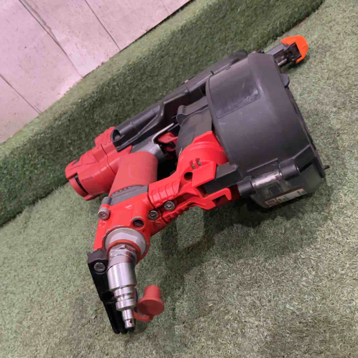 ☆マックス(MAX) 高圧エアネジ打ち機 HV-R41G4-G 動作確認済【川口店