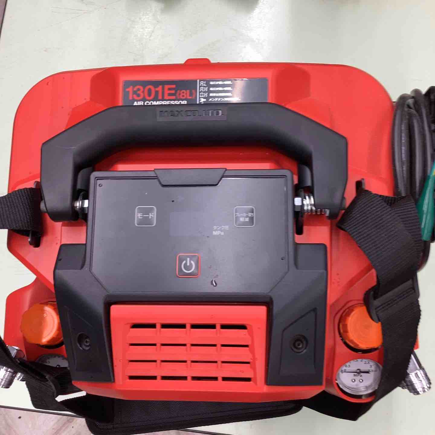 ☆マックス(MAX) 高圧専用エアコンプレッサ AK-HH1301E【越谷店