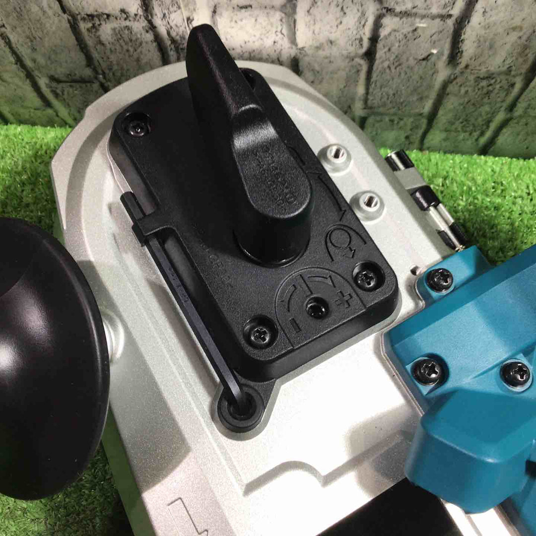 ★マキタ(makita) コードレスポータブルバンドソー PB183DRGX【川口店】