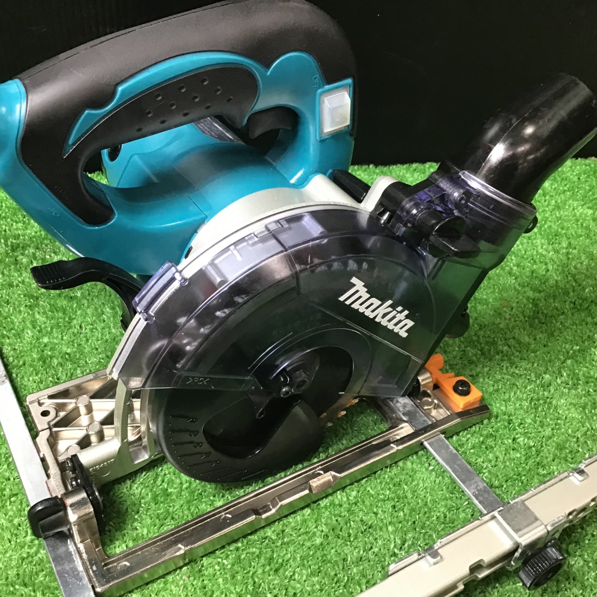 ★マキタ(makita) 防じん丸のこ KS5000FX【岩槻店】