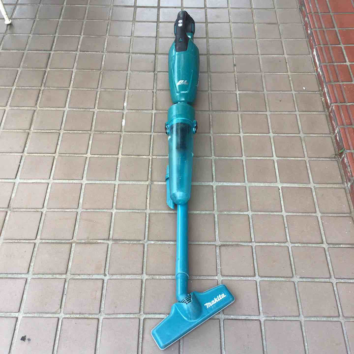 ◇マキタ(makita) コードレスクリーナー 青 CL281FDZC【川崎店】