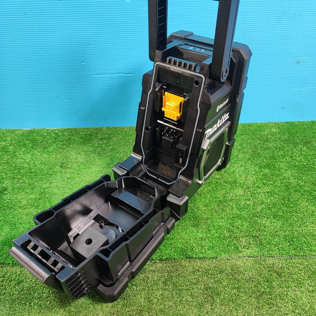 ★マキタ(makita) コードレスラジオ MR300B【岩槻店】