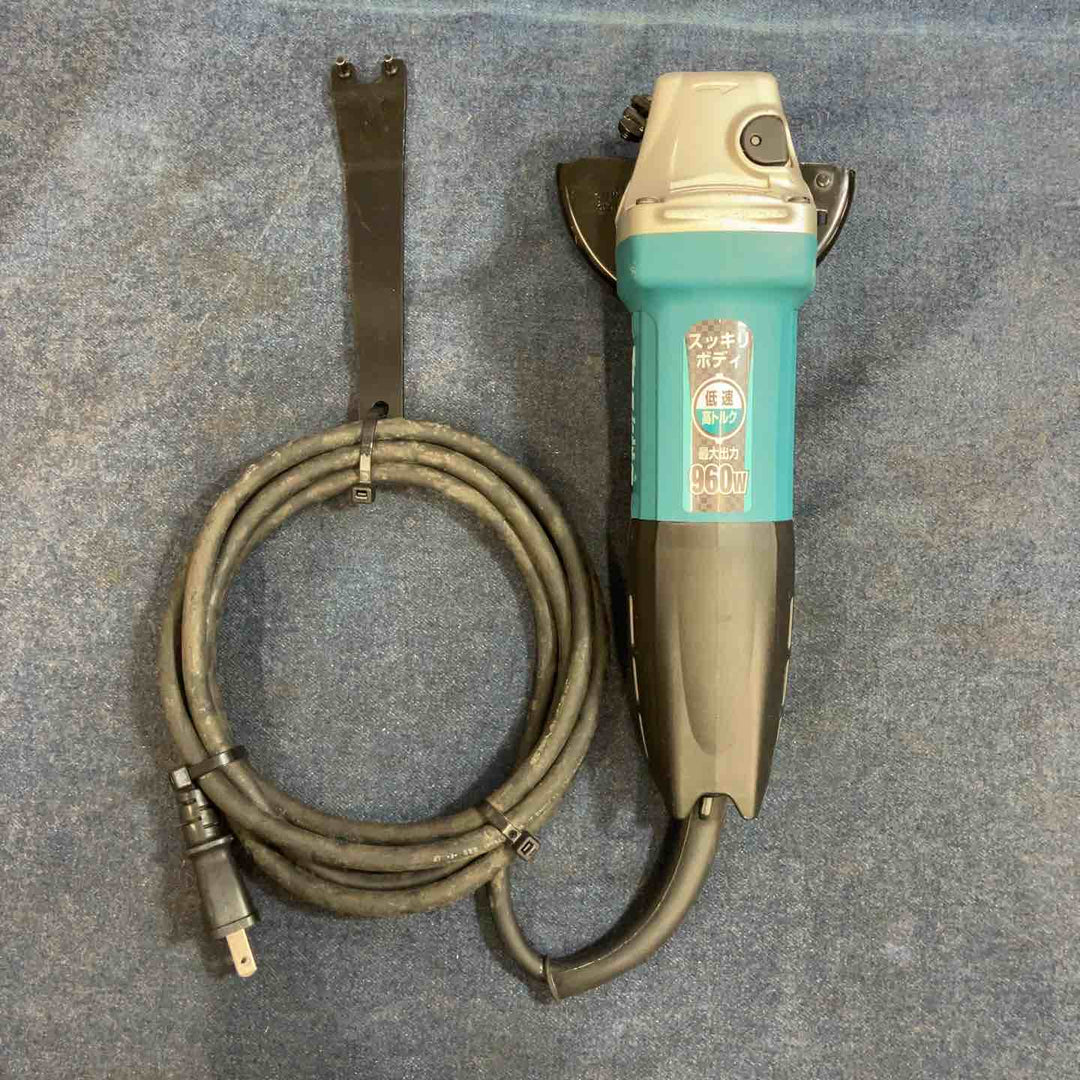 ☆マキタ(makita) 100mmディスクグラインダ GA4032【八潮店】