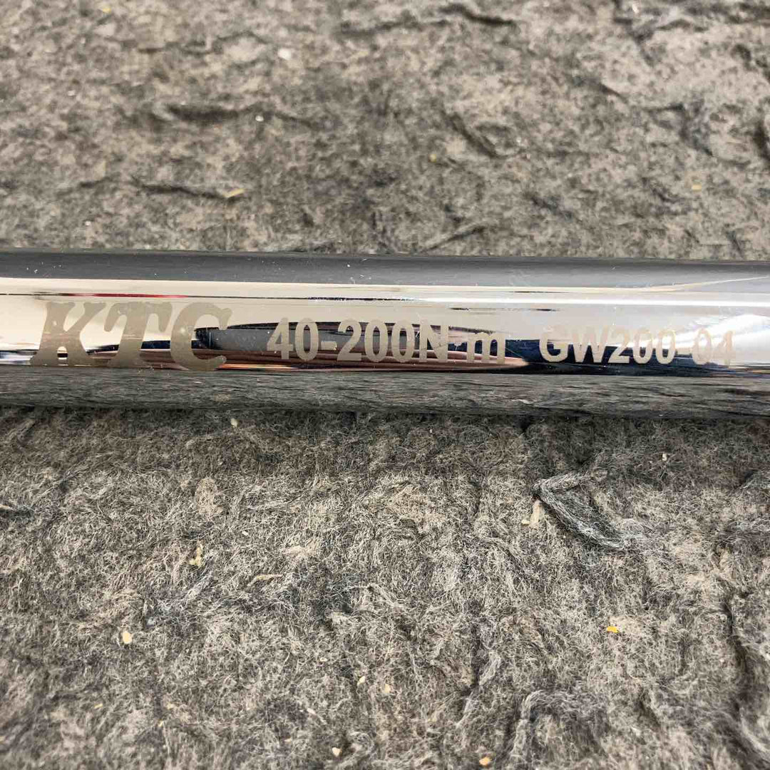 【現状品】 KTC/京都機械工具 12.7sq プレセット型トルクレンチ 40-200Nm GW200-04 【鴻巣店】