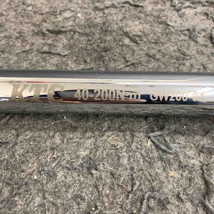 【現状品】 KTC/京都機械工具 12.7sq プレセット型トルクレンチ 40-200Nm GW200-04 【鴻巣店】