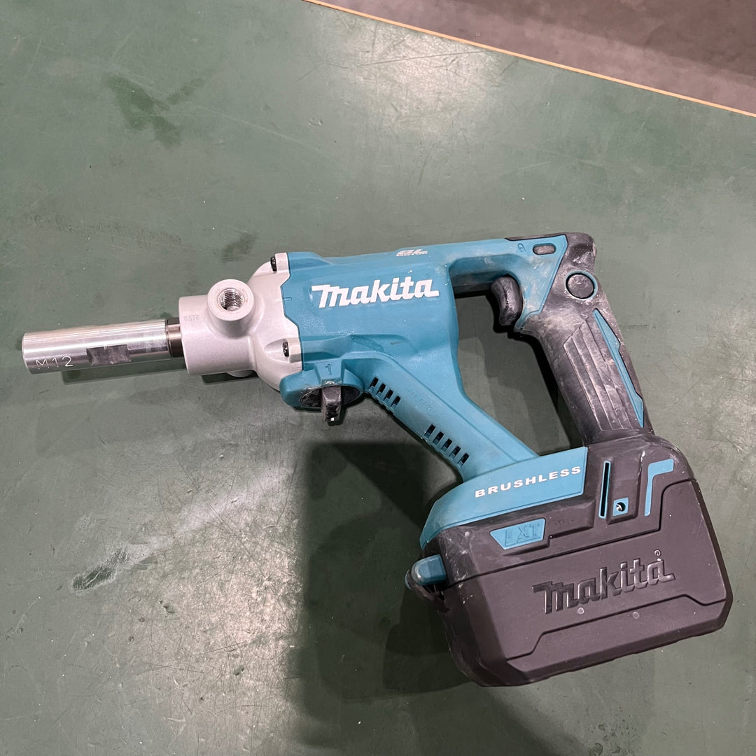 ★マキタ(makita) コードレスかくはん機 UT130DZ【川口店】