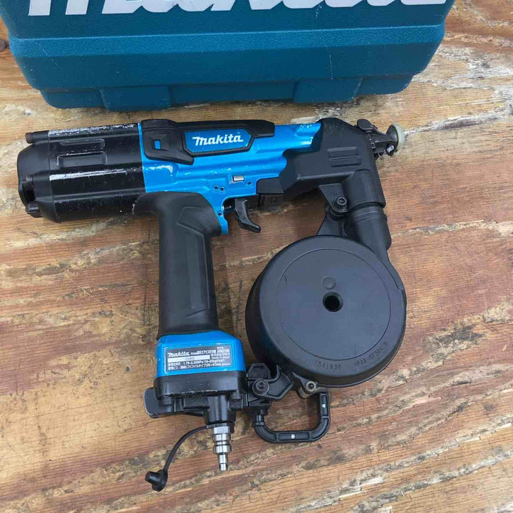 ★マキタ(makita) 高圧エアネジ打ち機 AR411HRM【柏店】