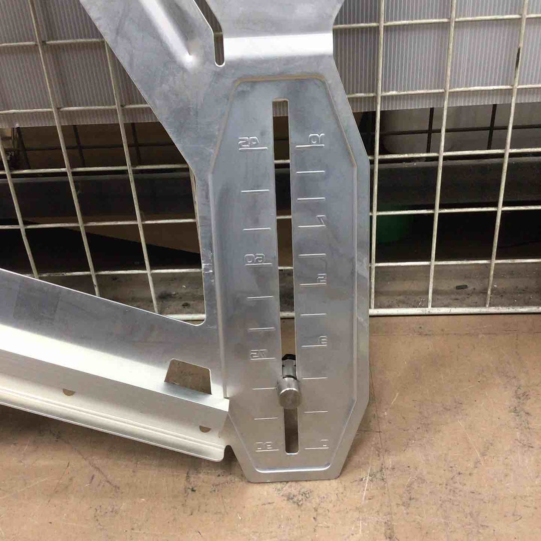 シンワ測定 丸ノコガイド定規 エルアングルPlus シフト 60cm 寸勾配切断機能付 79053【草加店】