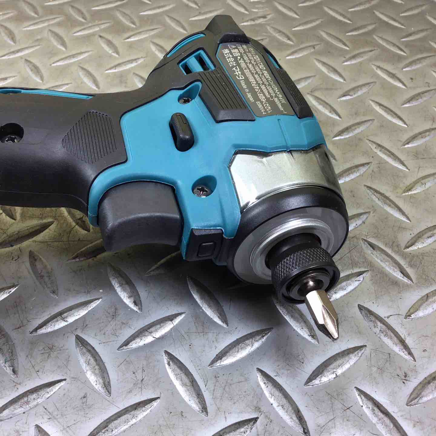☆マキタ(makita) コードレスインパクトドライバー TD173DRGX【川崎店