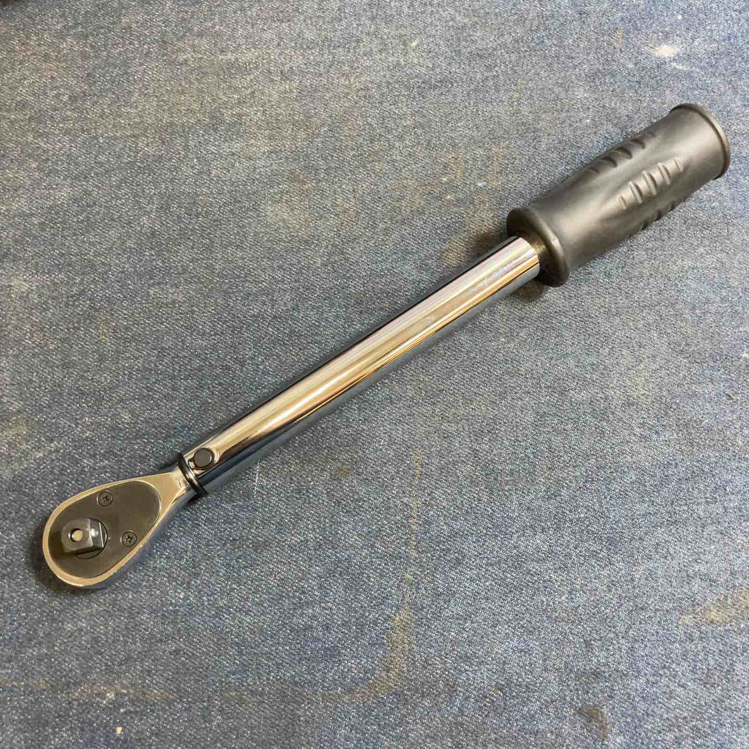 ◇KTC ケーティーシー トルクレンチ GW050-03T【八潮店】
