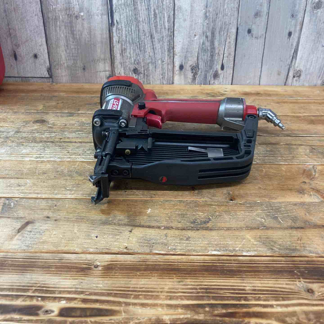 【中古品】 ◇マックス(MAX) 高圧フロアタッカ HA-57/957Tフロア 【東大和店】