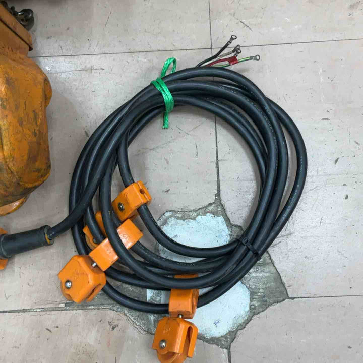 【店頭受取り限定】KITO キトー 電動 チェーンブロック EF2C-817【草加店】