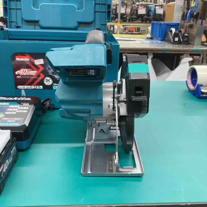 ★マキタ(makita) コードレスチップソーカッター CS003GRDX　充電回数3回 1回【戸田店】