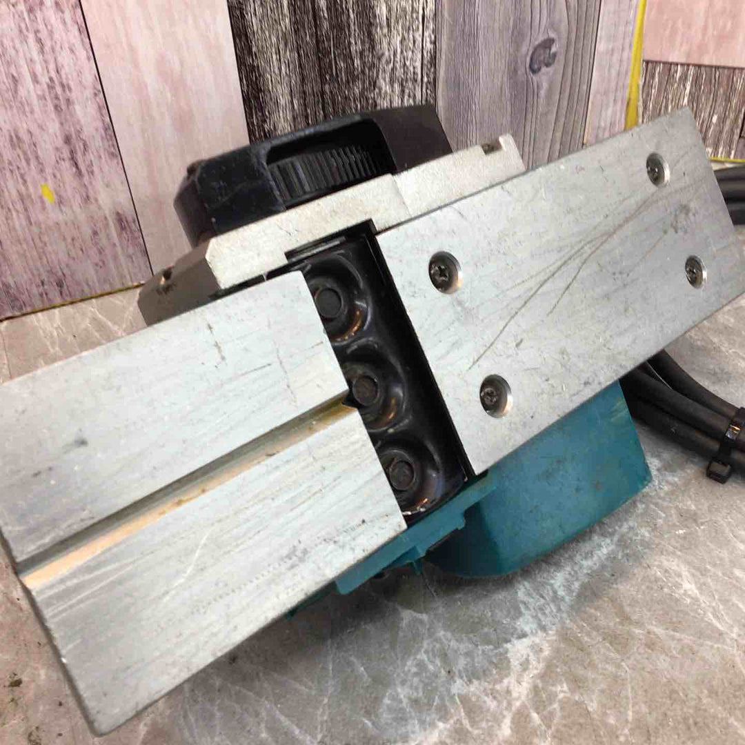 【中古品】☆マキタ(makita) 電気カンナ 1900BA 本体のみ【八潮店】
