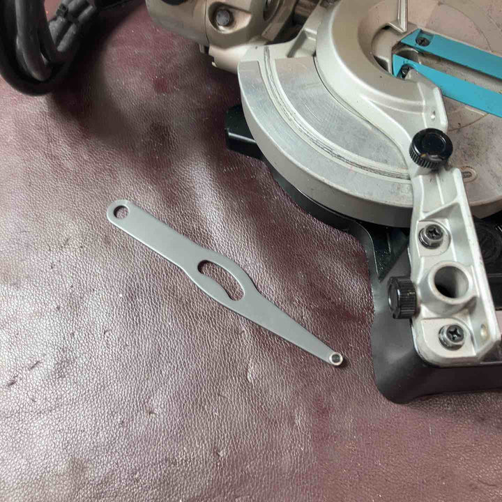 【中古現状品】★マキタ(makita) 卓上スライドマルノコ LS0612FL【東大和店】