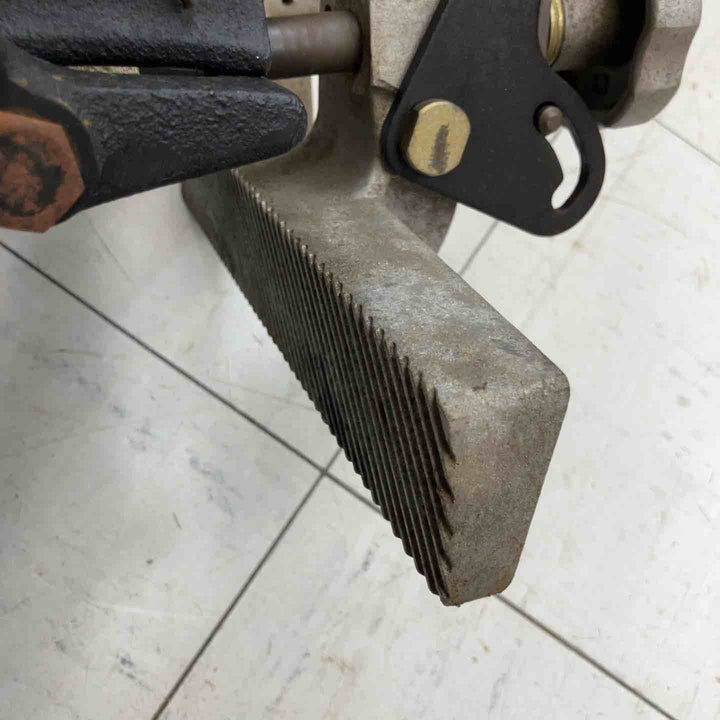【現状品】◇マキタ(makita) チェーンノミ 7100B【鴻巣店】