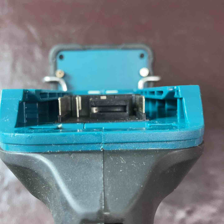 【中古品】☆マキタ(makita)  コードレス蛍光灯 ML360 バッテリー1個・充電器【東大和店】
