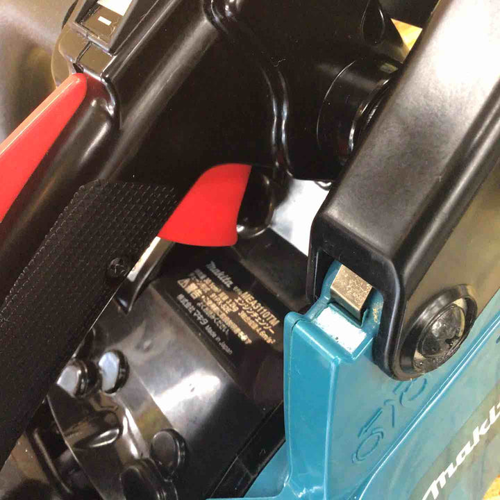 マキタ(makita) エンジンチェーンソー MEA3110TM【川崎店】