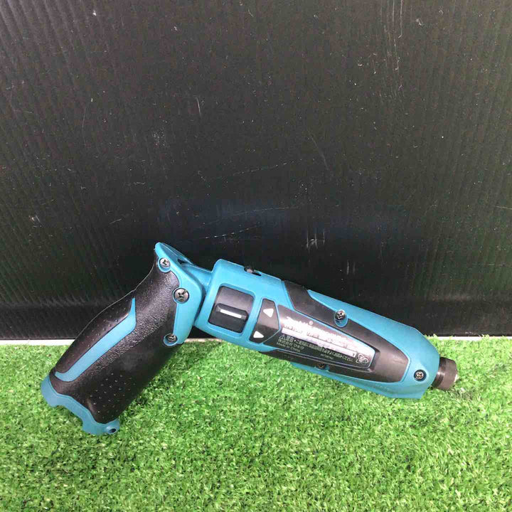 ☆マキタ(makita) 充電式ペンインパクトドライバ TD021DS バッテリー2個付き【岩槻店】