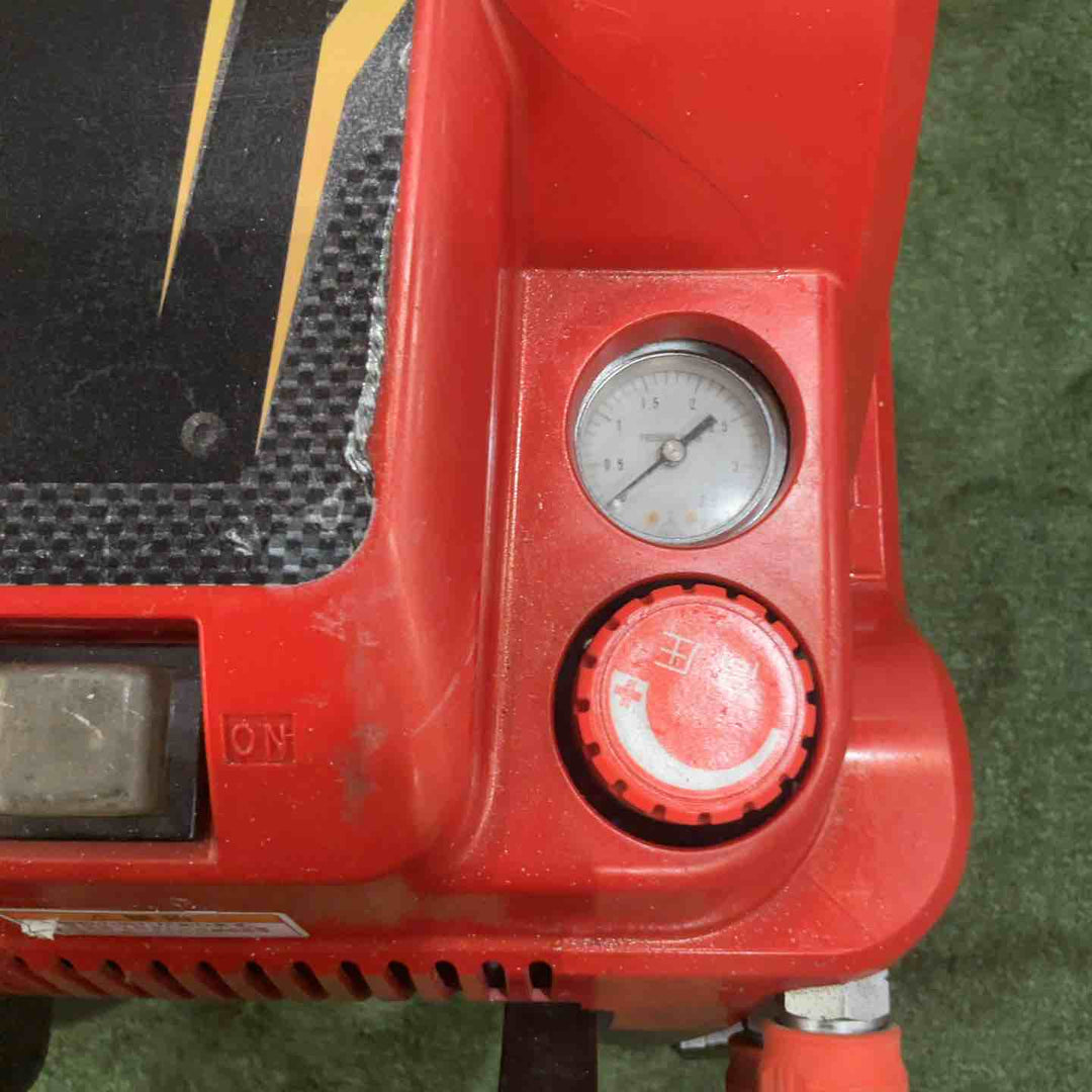 ★マキタ(makita) エアコンプレッサー AC401XR 動作確認済【川口店】