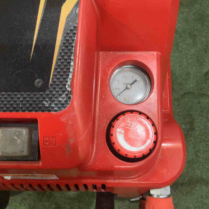 ★マキタ(makita) エアコンプレッサー AC401XR 動作確認済【川口店】