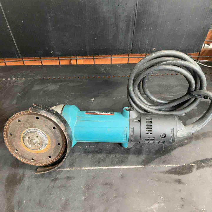 ☆マキタ(makita) 100mmディスクグラインダ 9533B【草加店】