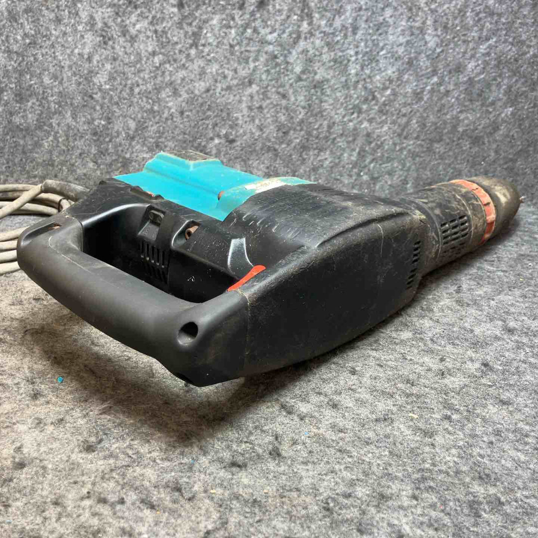 マキタ(makita) 電動ハンマ HM1202C【桶川店】