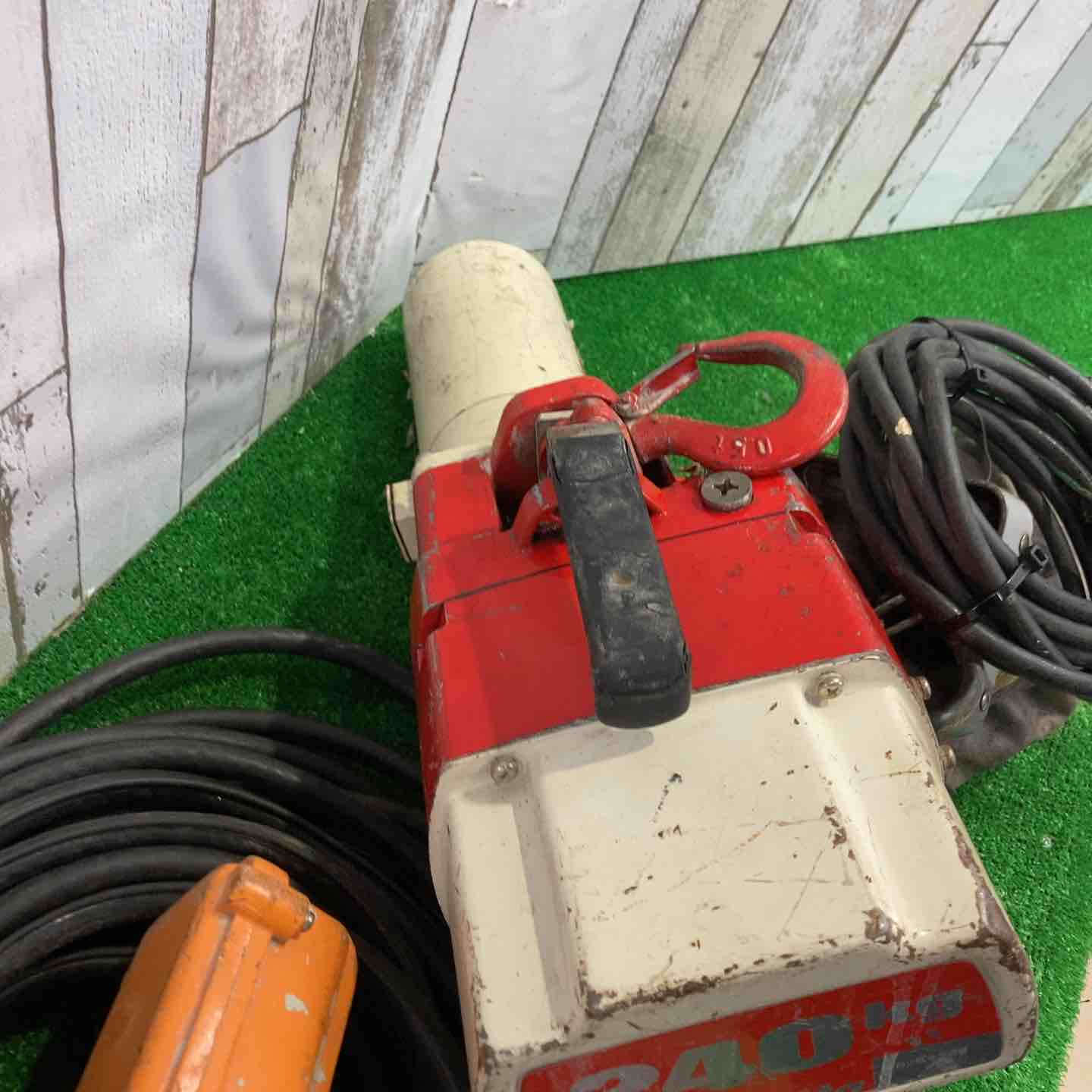makita マキタ CH2415 電動チェーンホイスト 240kg 中古 美品 揚程15ｍ【ハンズクラフト宜野湾店】 店頭受取り限定】◇マキタ(makita) チェーンホイスト CH2415【町田店