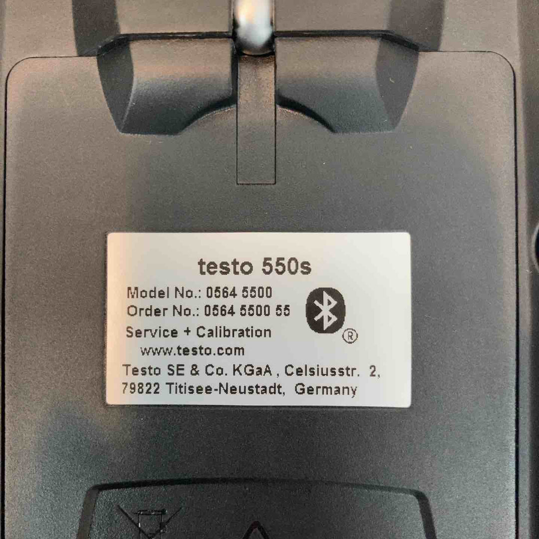 testo テストー デジタルマニホールド 550s ホース付き【八潮店】