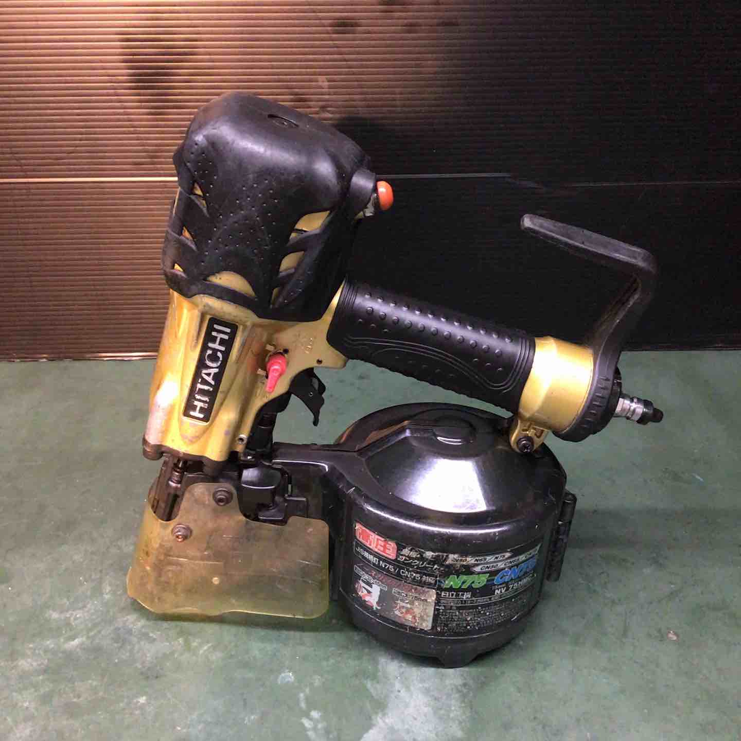 ☆ハイコーキ(HIKOKI ※旧:日立工機) 高圧エア釘打ち機 NV75HMC【戸田店