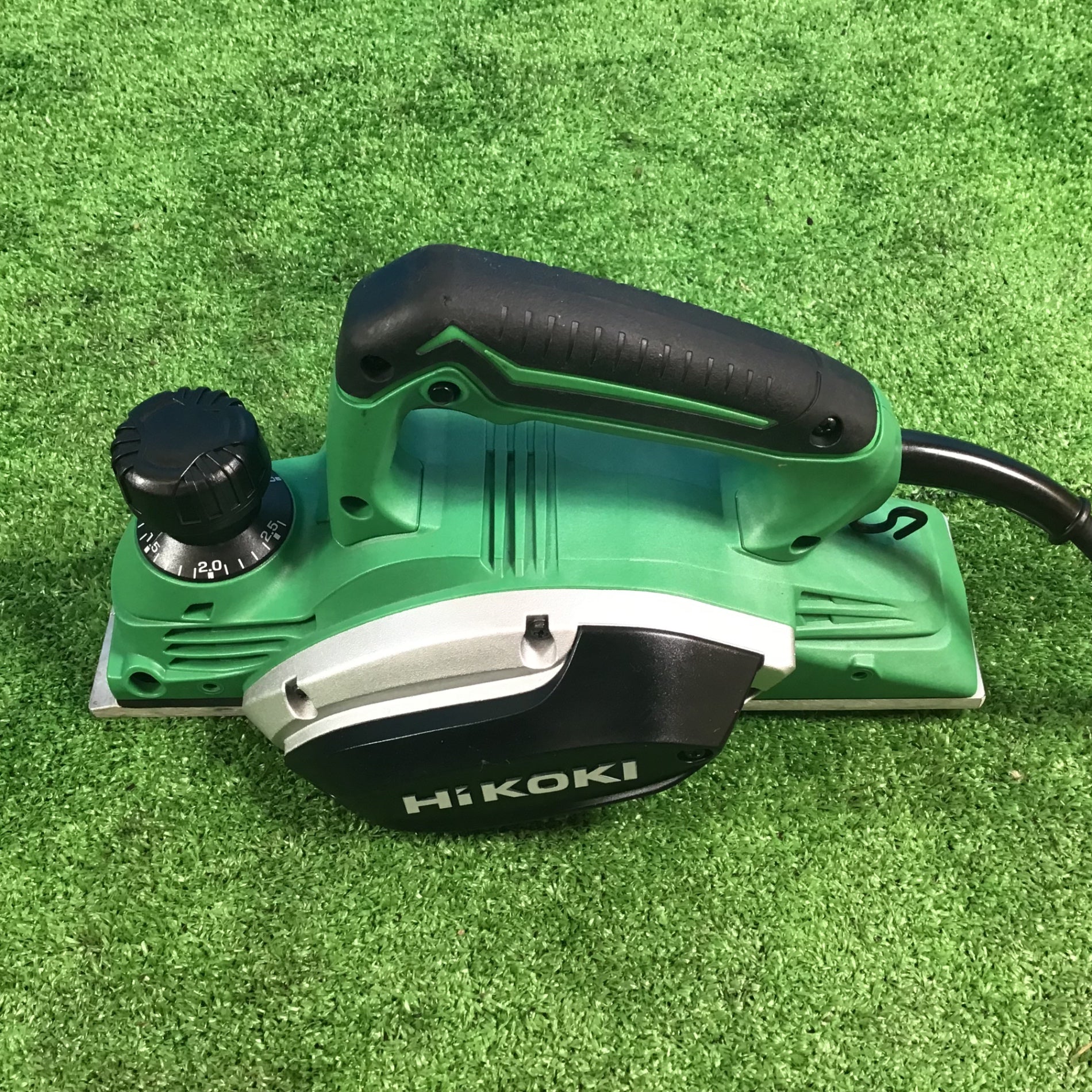 〇ハイコーキ(HIKOKI ※旧:日立工機) 電気カンナ 研磨式 P20SF【岩槻店