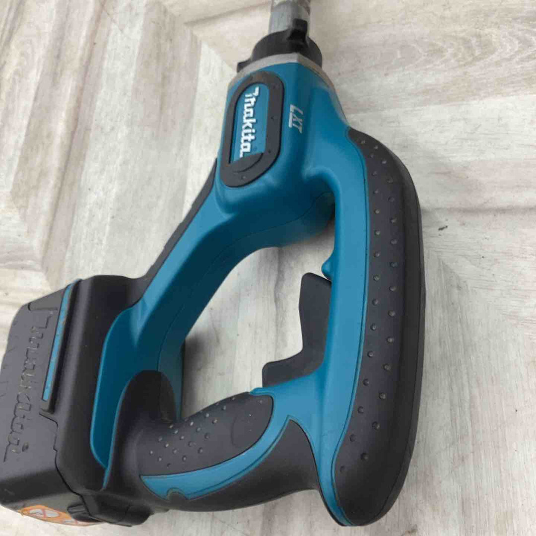 ★マキタ(makita) コードレスコンクリートバイブレータ VR350DZ【越谷店】
