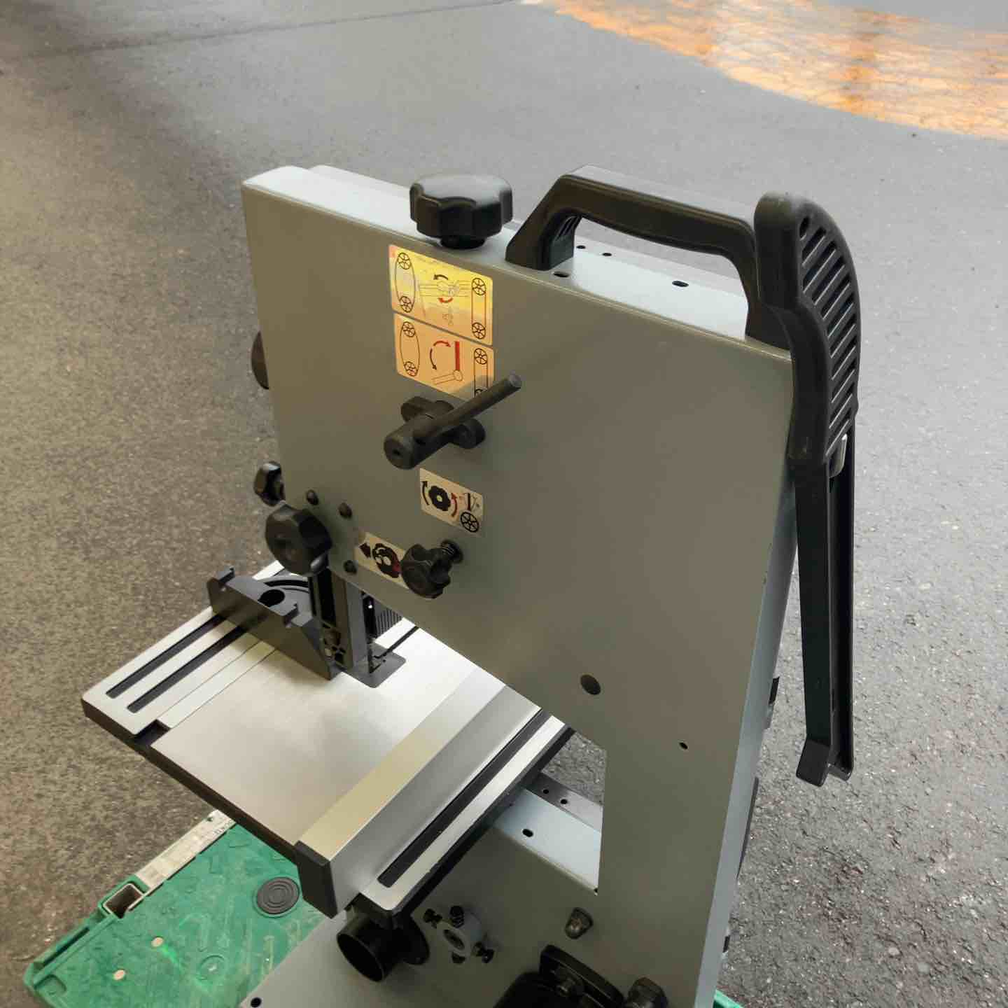 中古品・店頭受取り限定】 藤原産業/SK11 木工用バンドソー・SWB-300W