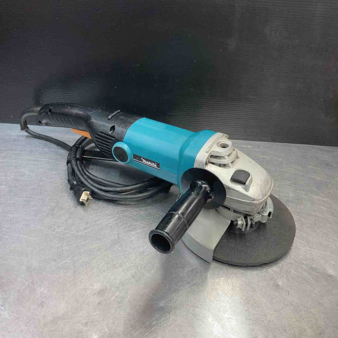 【中古品】 マキタ(makita) 180mm電子ディスクグラインダ GA7011C 100V 【東大和店】