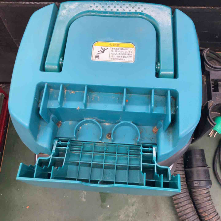 ★マキタ(makita) 集じん機 乾湿両用 483(P) 本体＋ホースのみ 集じん容量8L、給水量6L【戸田店】