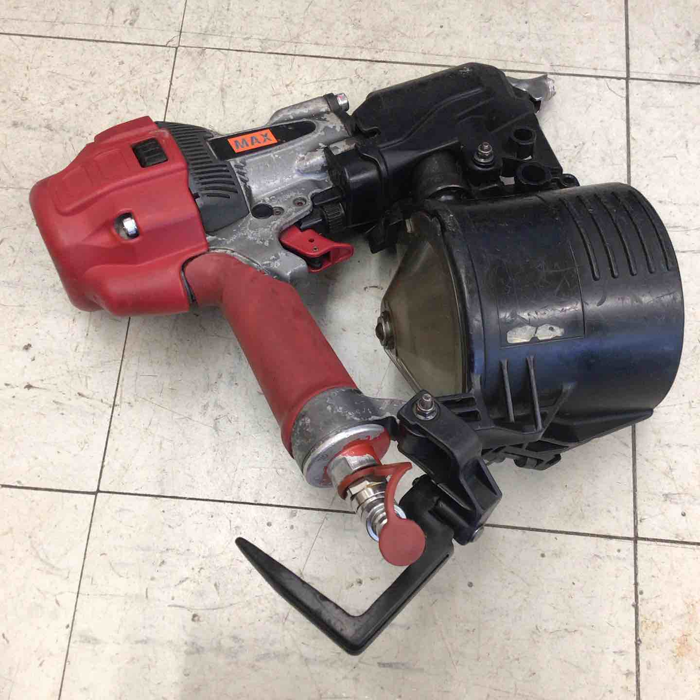 【中古】マックス MAX HN-90N3 釘打機 スーパーネイラ 高圧 90mm【ハンズクラフト佐賀】 釘打機スーパーネイラ【高圧】 MAX HN-90N3レンタル