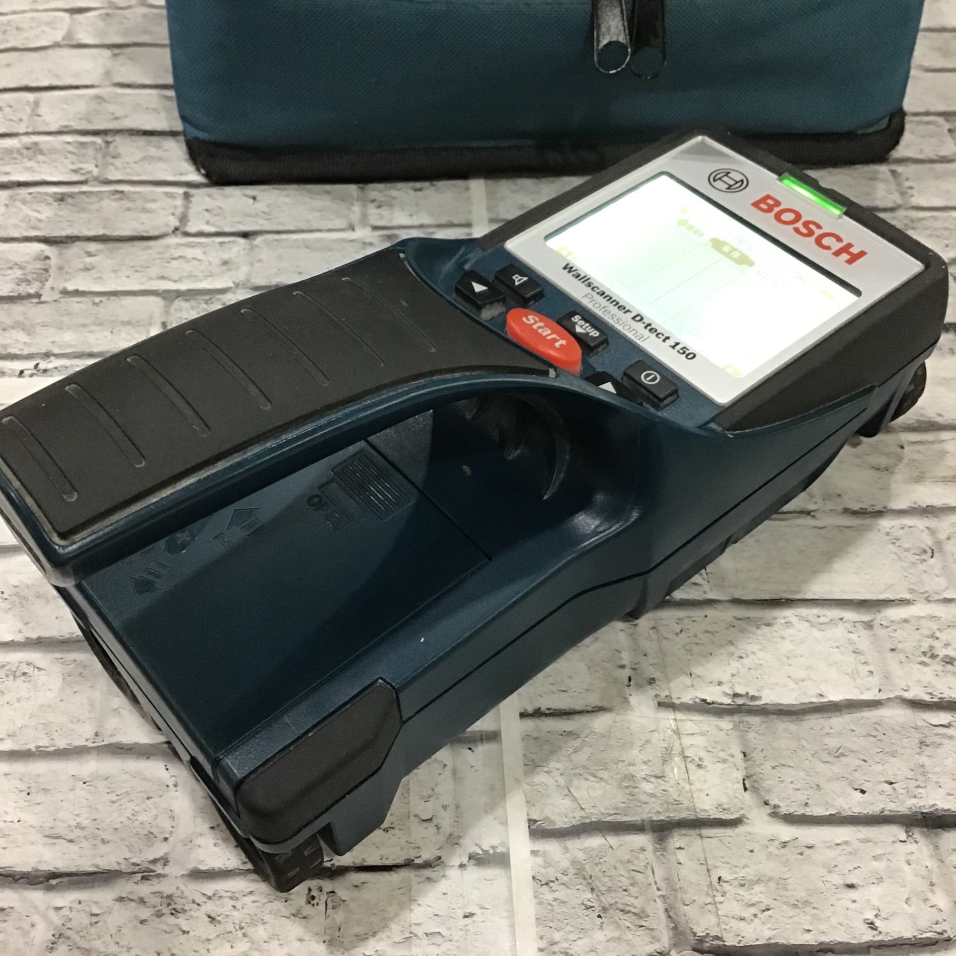 ☆ボッシュ(BOSCH) コンクリート探知機 ウォールスキャナー D