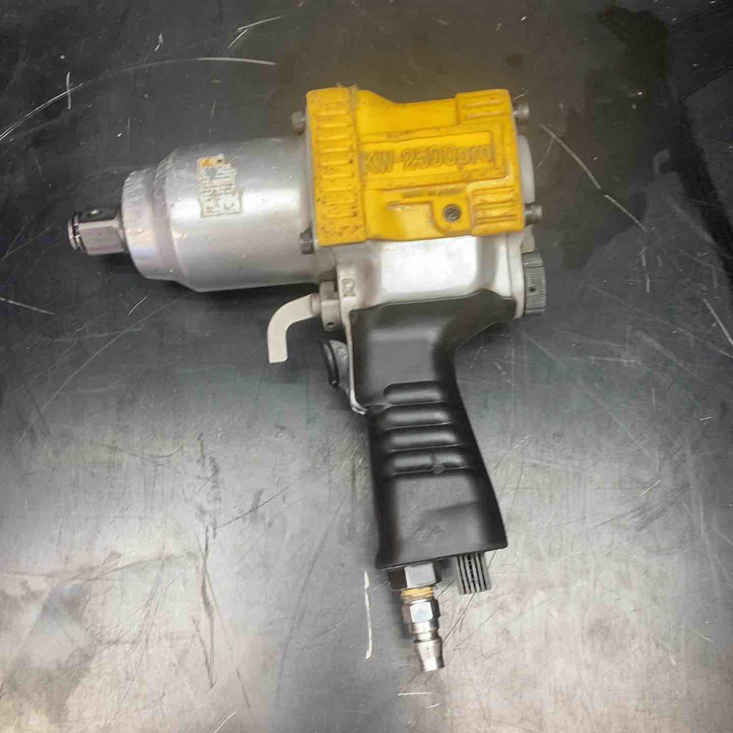 【中古】空研　エアインパクトレンチ　KW-2500Pro　【ハンズクラフト熊本けやき通り店】【引き取り限定】 空研（Kuken） KW-2500pro 19mm角 N型エアーインパクトレンチ ライト