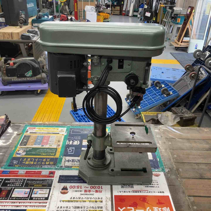 ◇マキタ(makita) 卓上ボール盤 TB130　ベルト交換推奨【戸田店】