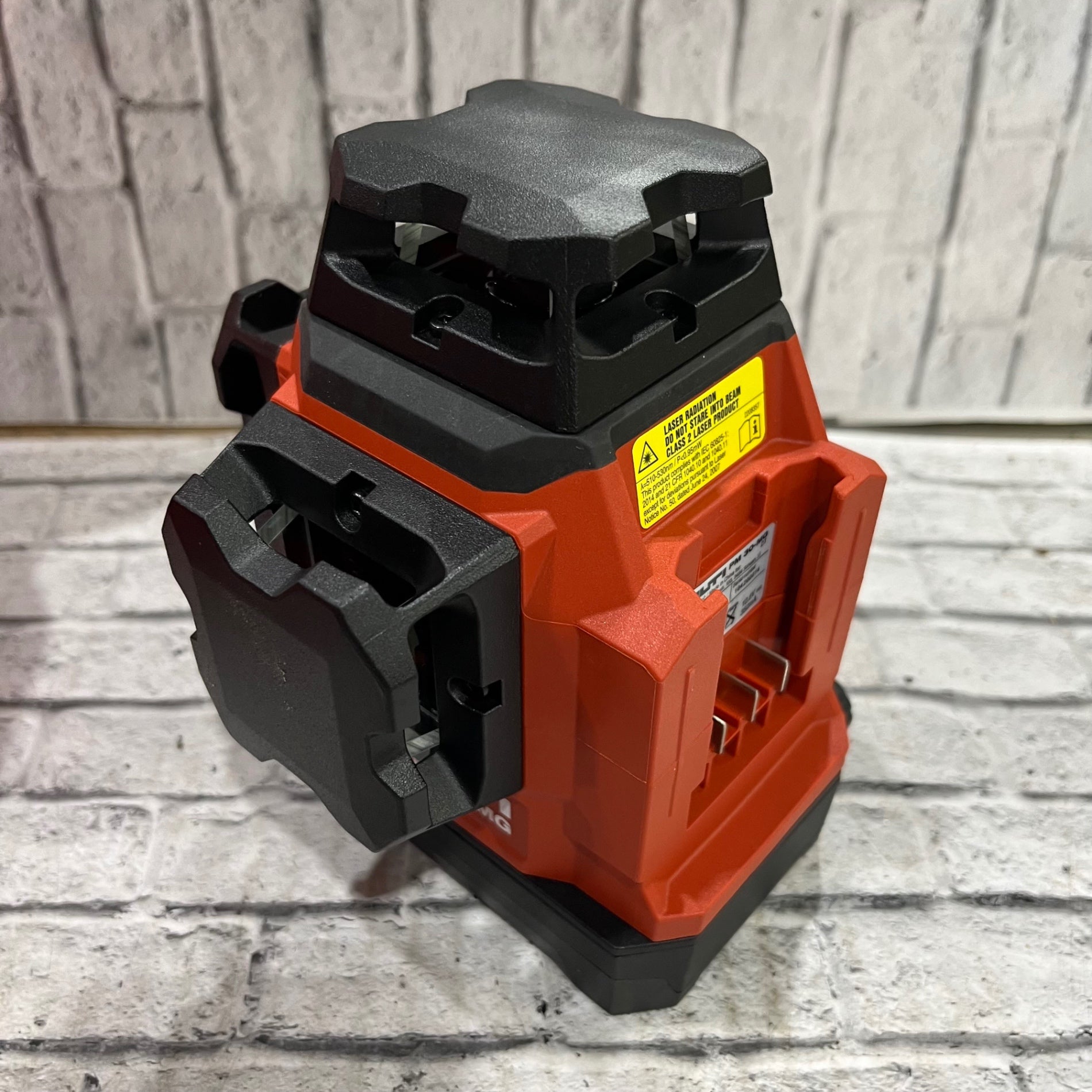 ○ヒルティ(HILTI) グリーン コードレスレーザー墨出し器 フル