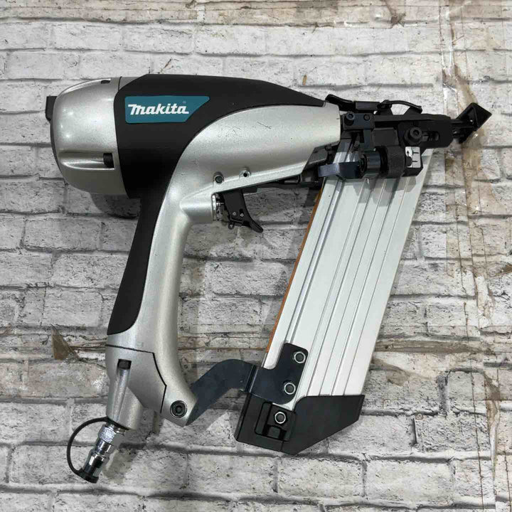 ◇マキタ(makita) 常圧フロア用ブラッド釘打 AF634S【川口店】