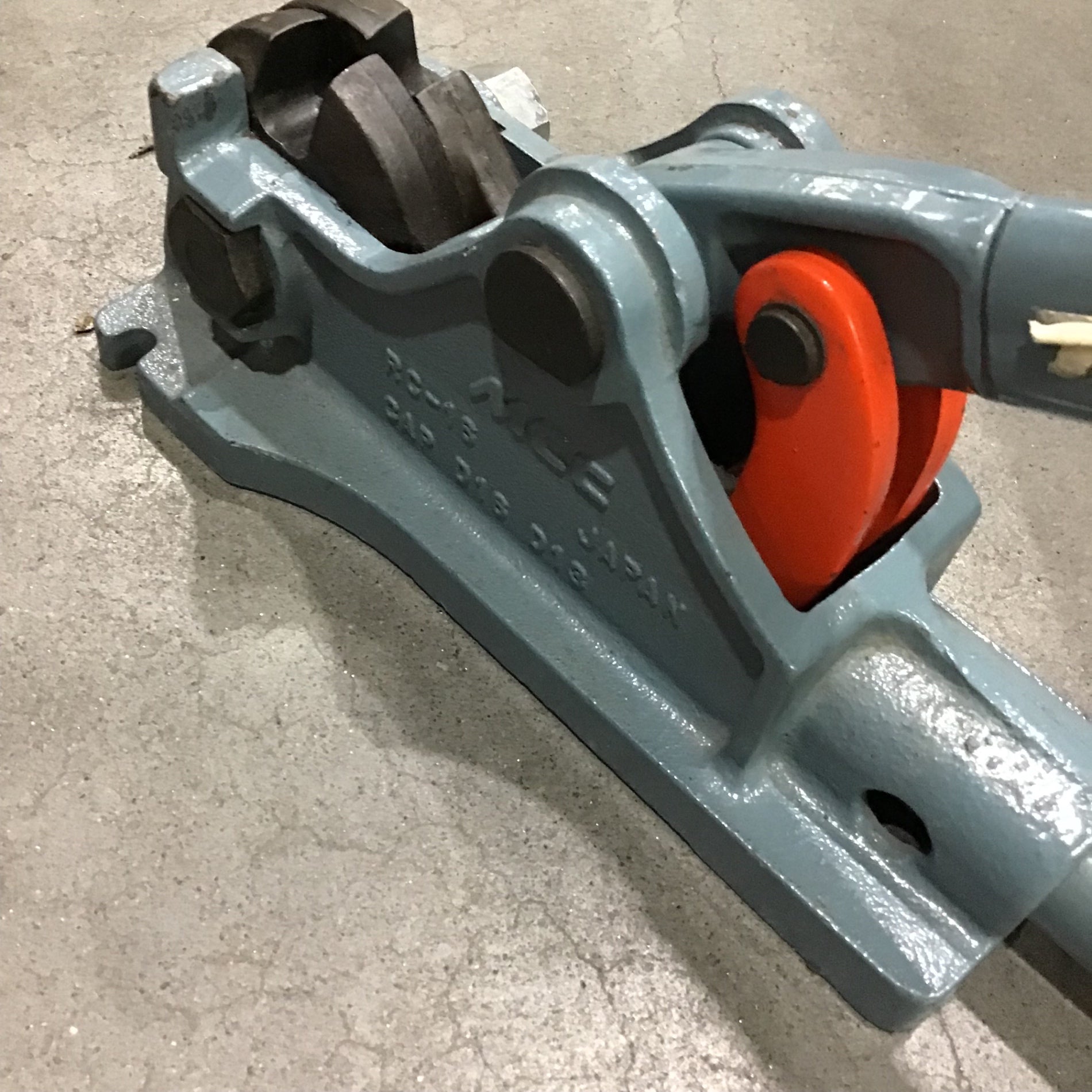 店頭受取り限定】〇MCC(松阪鉄工所) 鉄筋カッター RC-16 (RC