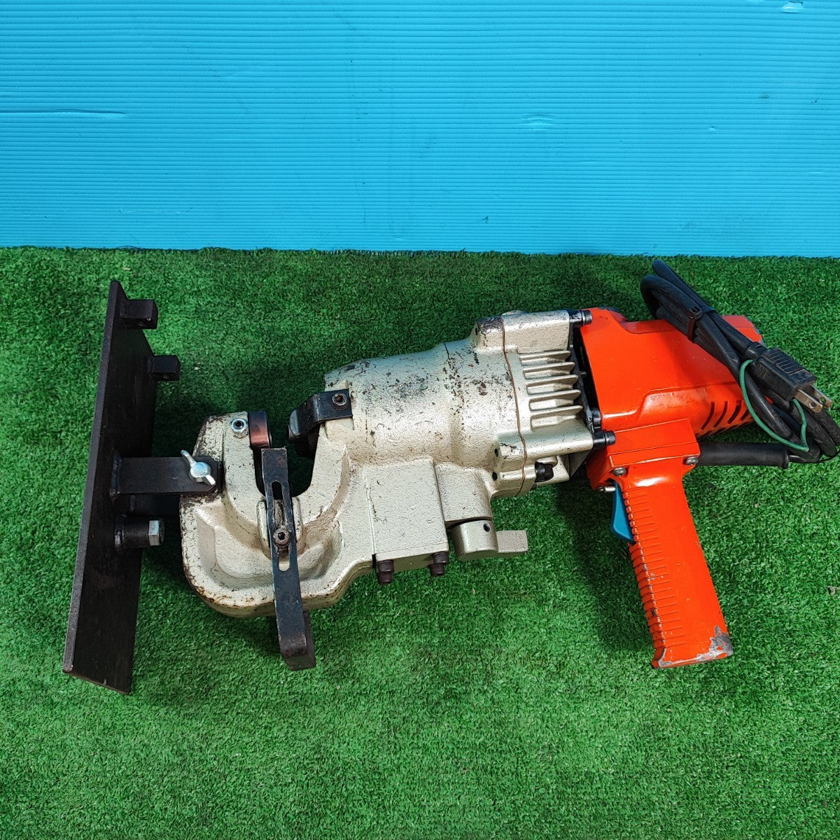 ◇日東工器 電動油圧式パンチャ E55-0619 ハンディセルファー【岩槻店