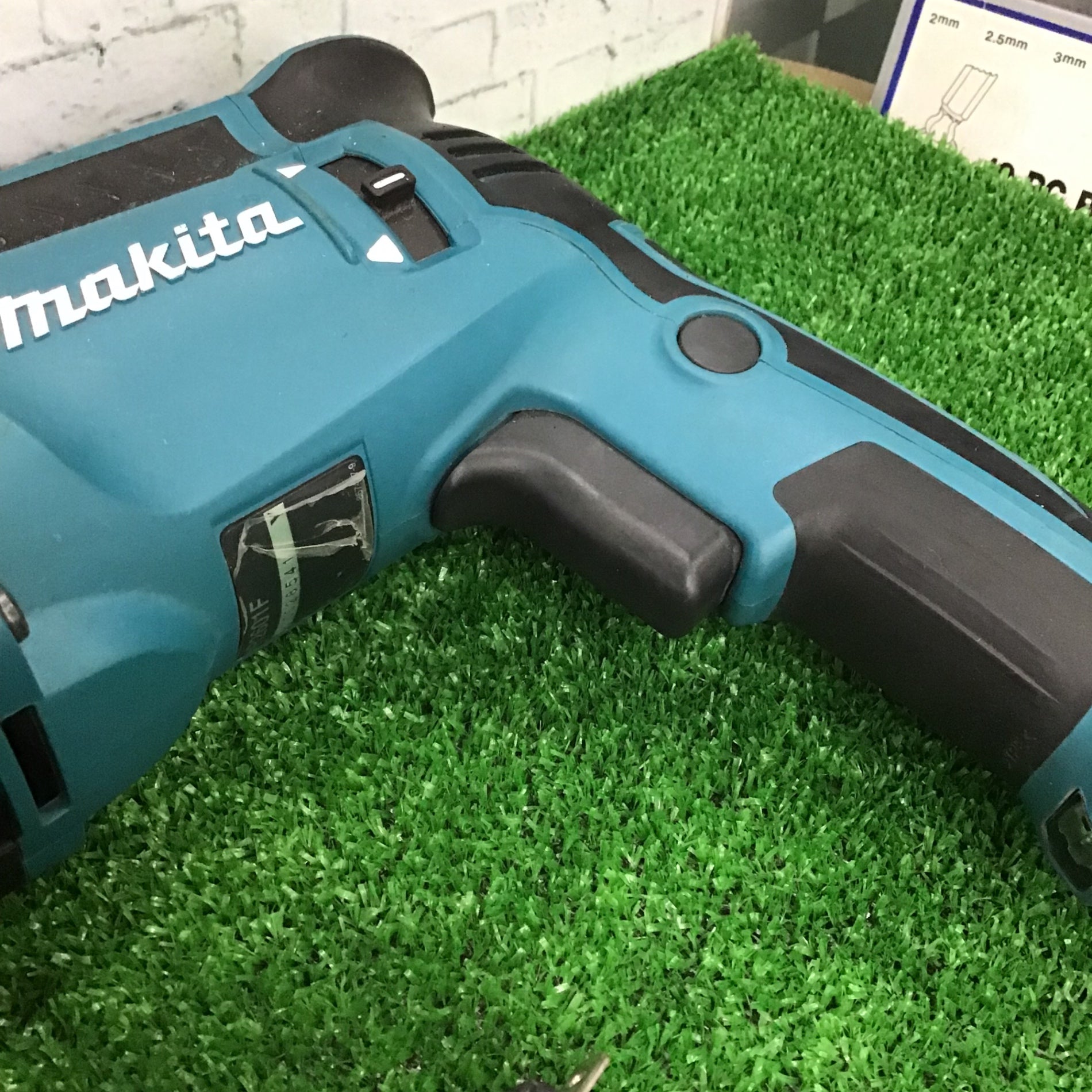 ☆マキタ(makita) ハンマドリル HR2601F【町田店】 – アクトツール