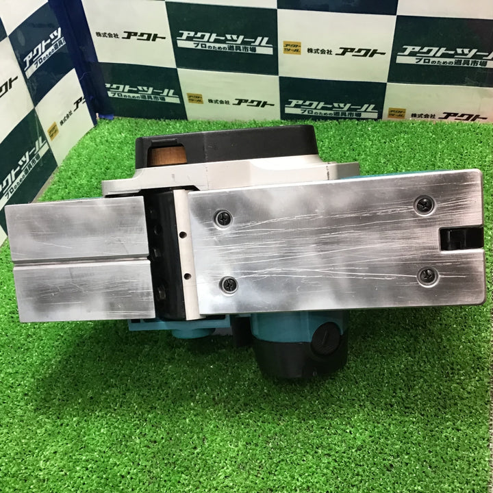 〇マキタ(makita) 14.4Vコードレスカンナ KP140DZ【草加店】