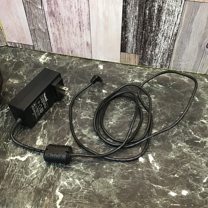 ★マキタ(makita) コードレスラジオ MR113B【八潮店】