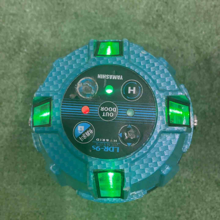 ◇山真製鋸 電子整準式レーザー墨出し器 LDR-9s  動作確認済【川口店】