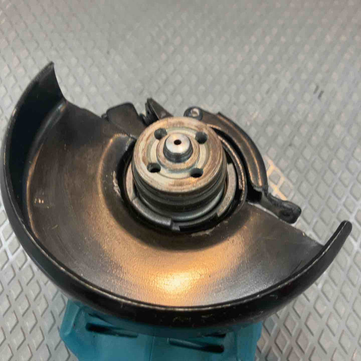 ★マキタ(makita) 100mmコードレスディスクグラインダ GA412DZ【所沢店】