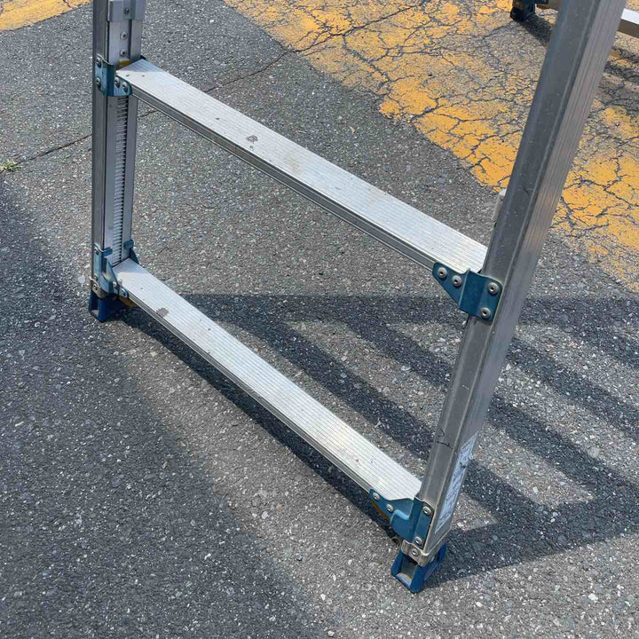 【店頭受取り限定】アルインコ(ALINCO) アルミ製脚伸縮式はしご兼用脚立 PRE210F【桶川店】