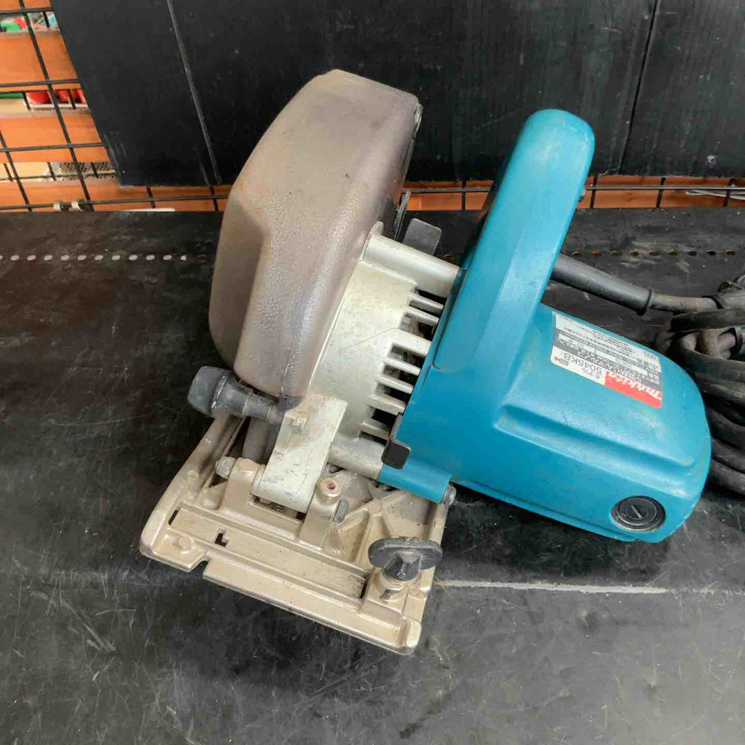 ◇マキタ(makita) 125mm防じん丸のこ 5045KB【草加店】